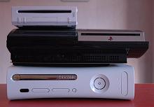 Fait interessant, la PS3 est égale à la somme de la Xbox360 et de la Wii, que ce soit en volume ou en prix ^^